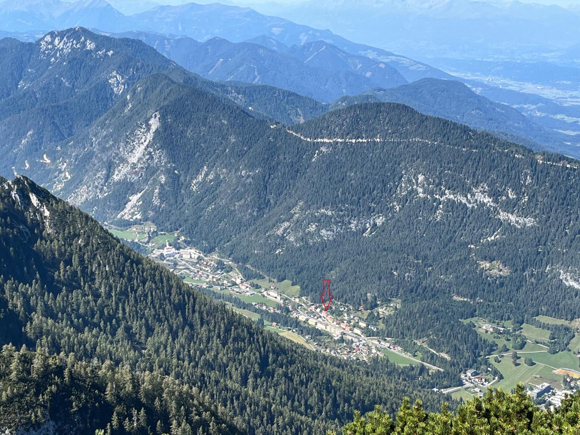 Apartamento Haus Im Hochtal Bad Bleiberg Exterior foto